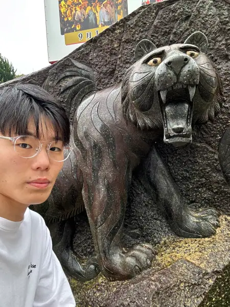 香園紳瑛のポートレート写真 10